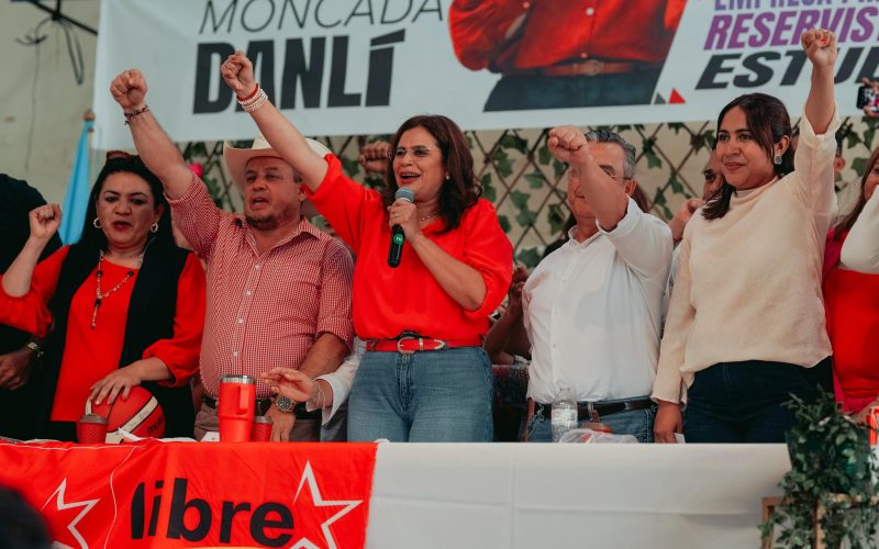 El CNE enfrenta denuncias de presiones y sabotaje rumbo a las elecciones de 2025