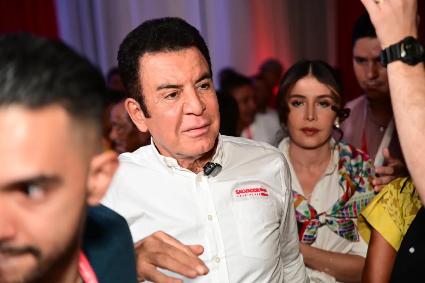 Escenario electoral hondureño impulsa pacto Nasralla-Asfura