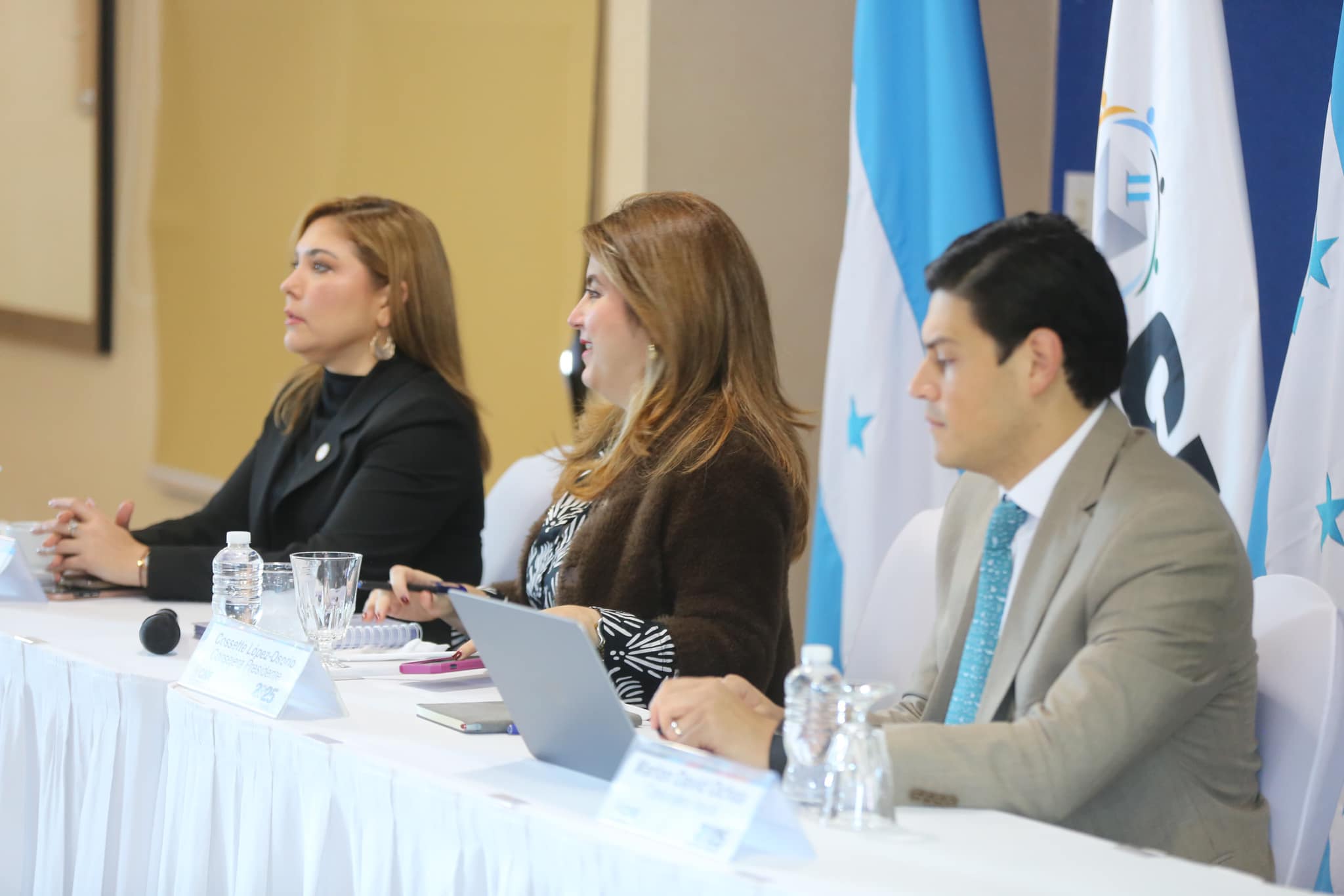 Maniobras en el CNE de Honduras: expertos alertan sobre posible fraude electoral