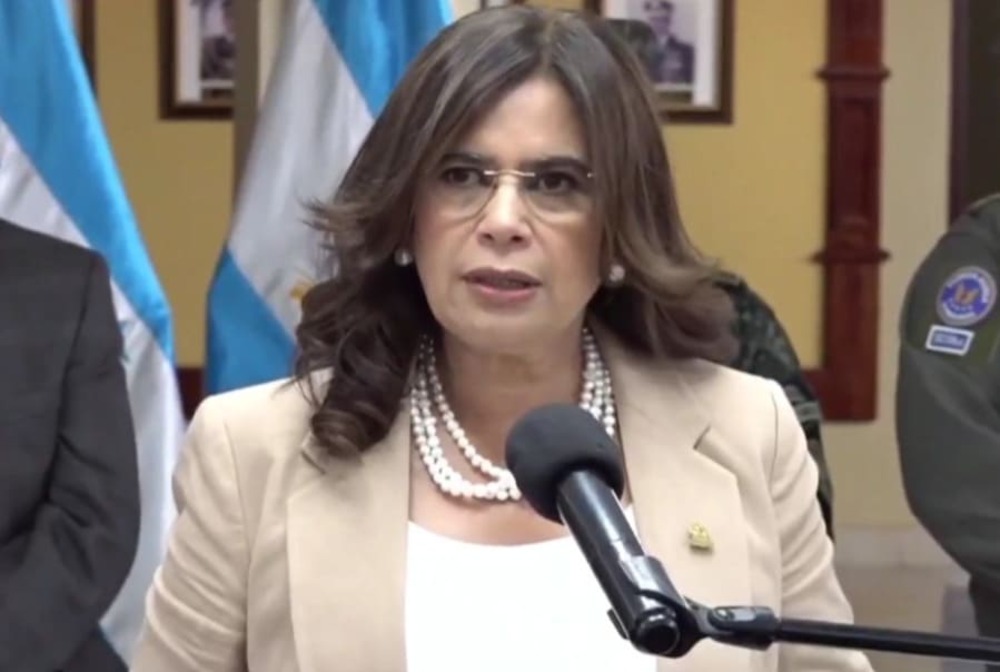 Transformación Política de LIBRE Frenada en Honduras