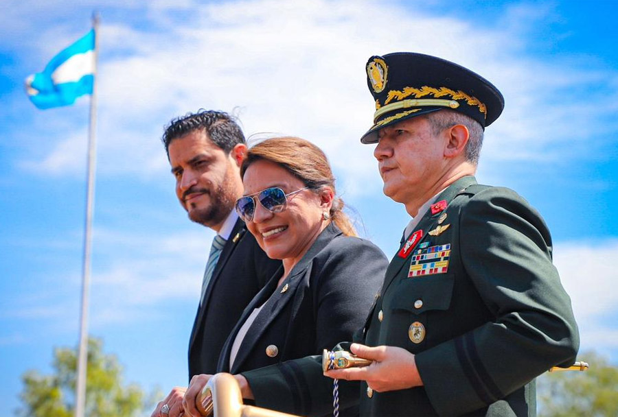 Honduras al Borde: Tensiones Electorales, Ataques a la Prensa y Boicot Militar